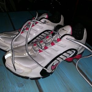 Women’s Running Shoes